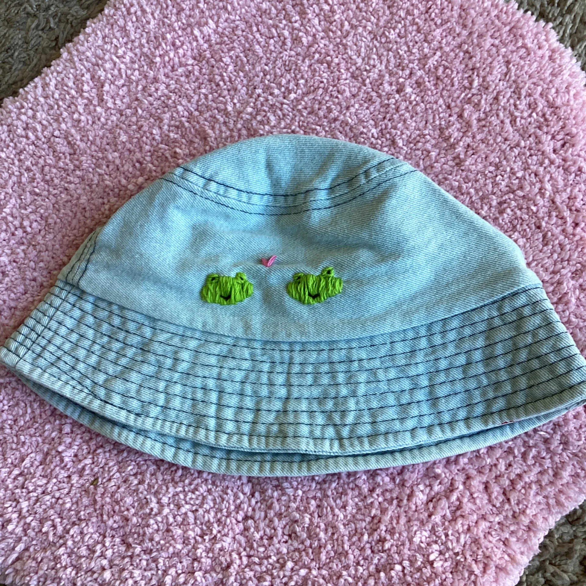 “Frogs in Love” Bucket Hat view 2