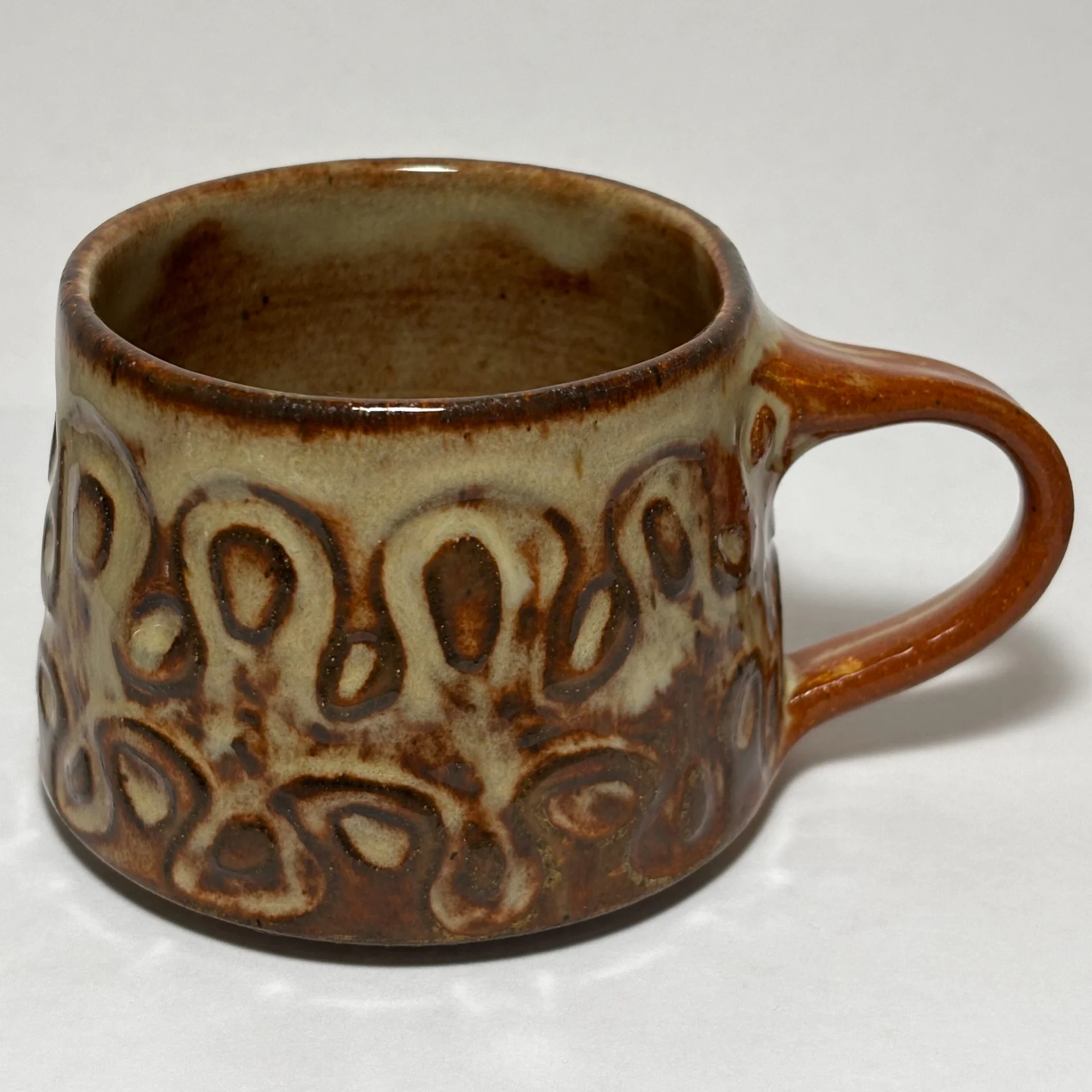 Carved Mug (Squiggles)